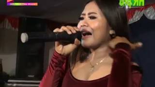 Debudebu Jalanan lusy Arjuna  show
