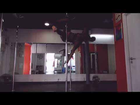 Russian butterfly pole dance trainning