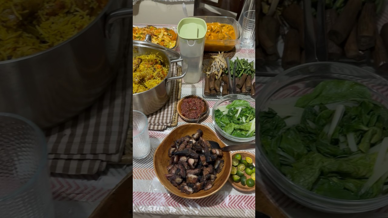 Happy New Year! 2024 Media Noche 