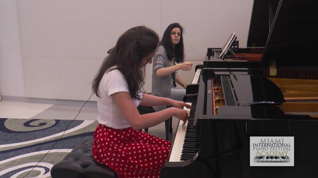 MASTER CLASS RACHMANINOFF SONATA 2 Mvmt  2 ZLATA CHOCHIEVA