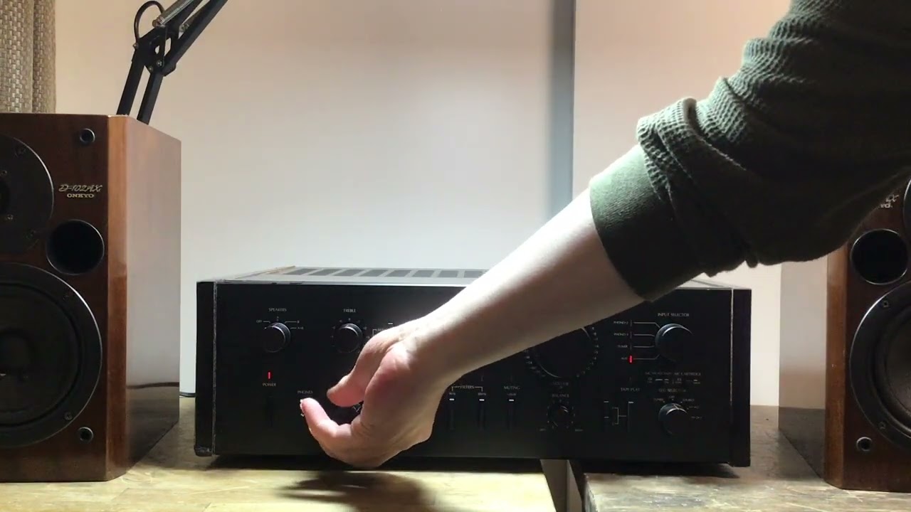 SANSUI AU-D707F EXTRA プリメインアンプ - YouTube