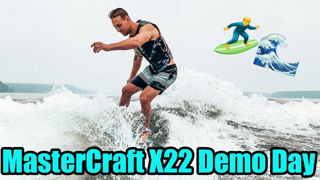 Wake Surfing in Clearwater Bay with the 2020 MasterCraft X22 Lake of