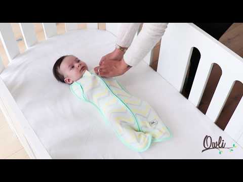 Video: Aden + Anais rahat uyku tulumu İnceleme