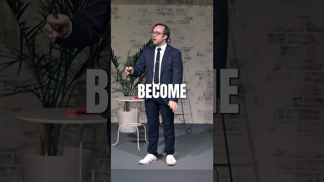 Expert Bias: Why Marketing Specialists Can Only See Their Solution