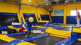 CARRERAS Y FÚTBOL EN PARQUE DE TRAMPOLINES