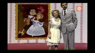 Video thumbnail of "LOS CURSIS MUSICAL DEL CHAVO BOLERO EL PROFESOR JIRAFALES DOÑA FLORINDA"