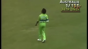 Imran Khan angry on Nadeem Ghouri after drop catch