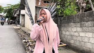 Penghayatan yang luar biasa dari adeq najwa di lagu ini