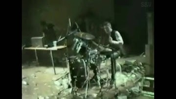 Deutsch Amerikanische Freundschaft - Der Mussolini (HD music video 1981)