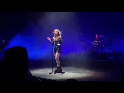 Tether - CHVRCHES Live at Monterrey Mexico 2022 Screen Violence Tour