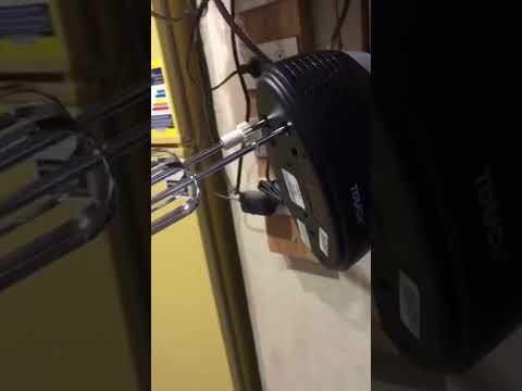 مضرب بيض تاتش الموديل الغني عن التعريف و الكفائه العاليه كام النهارده