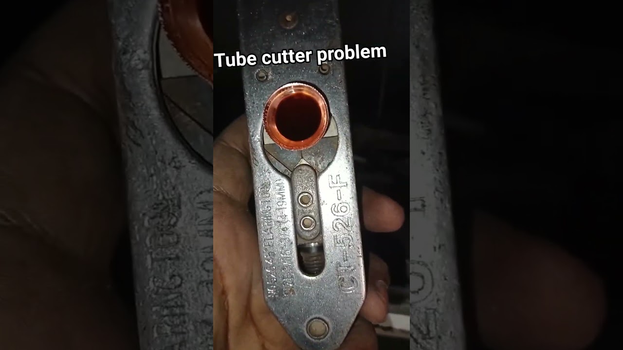 Copper pipe flaring tool