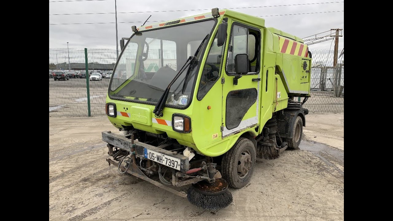 2005 Scarab Minor Road Sweeper