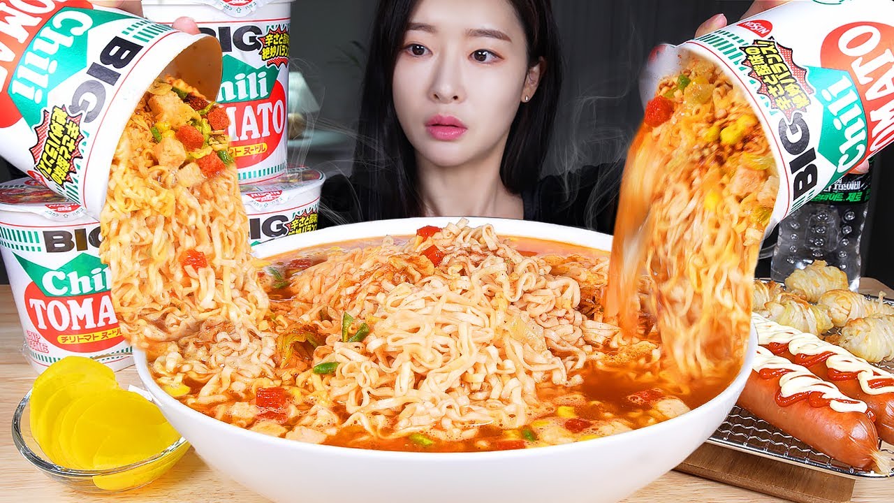 ⁣한국에 없는 한국인이 좋아하는 맛,, 칠리토마토라면 3컵 🍅 소세지 & 감자말이새우 먹방 ASMR MUKBANG | Chili Tomato Cup Ramen Noodles 