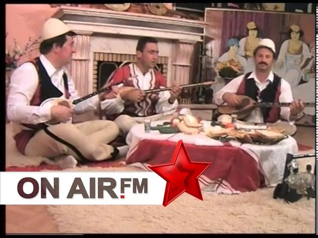 Zef Beka - Plaku dhe i riu