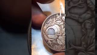 Whats inside that coin?!