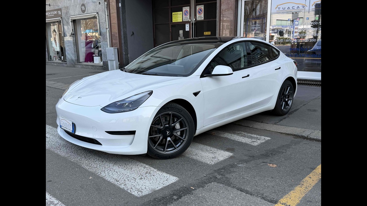 Tesla Model 3 Standard Range Plus - YouTube