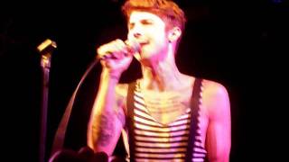 Hot Chelle Rae - I Like It Like That (Ryan crowd surfs on me)