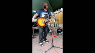 Dav Jones 5/5 It's My Life & Dakota TRAKZ BUSKING FESTIVAL 2016 screenshot 1