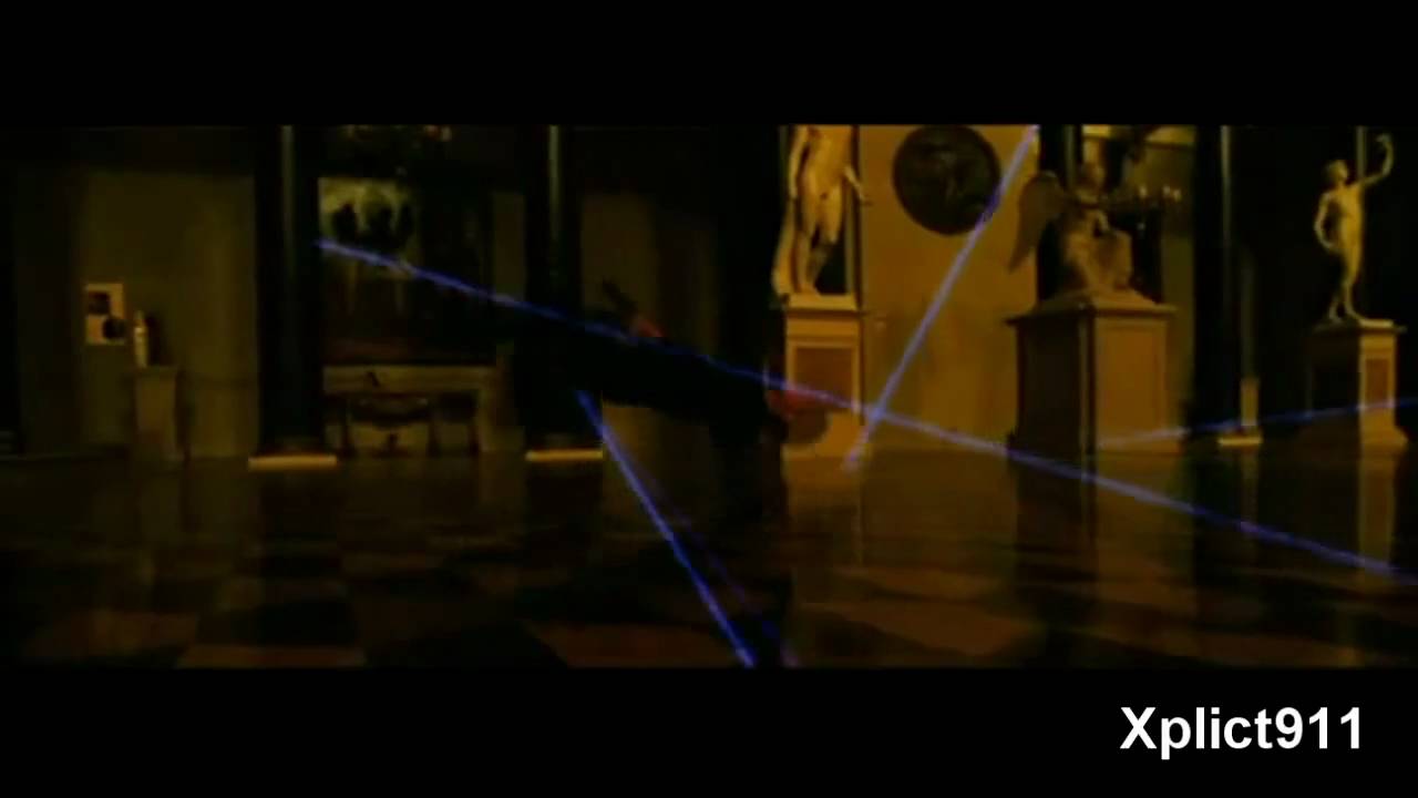 ночной лис 12 друзей оушена. 12 друзей оушена сцена с лазерами. 12 друзей оушена танец.