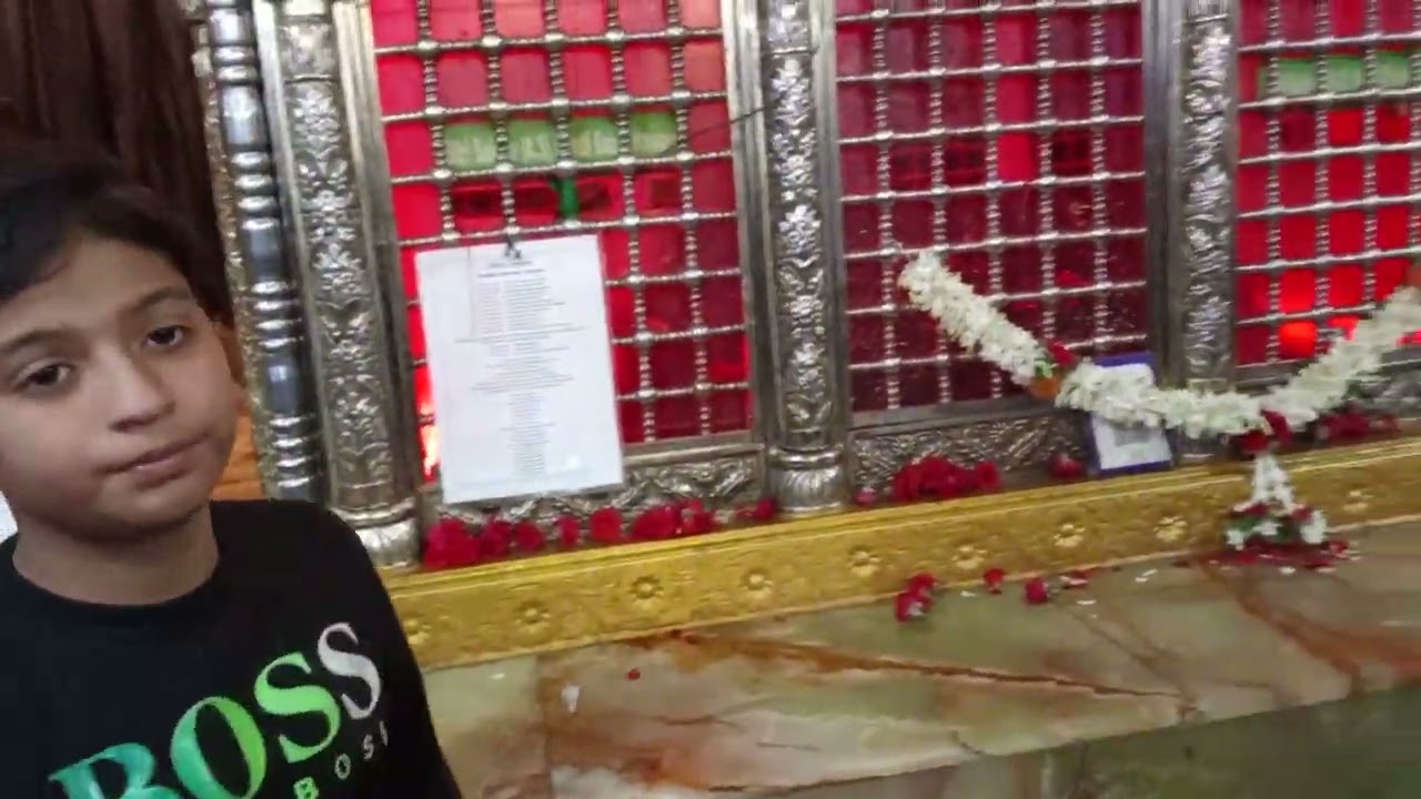 Meri Jaan Ali Moula Ali Panjathan E Paak Ahelaibaith Labaik Yaa Hussain Haq Ali Moula Ali Panjathan.