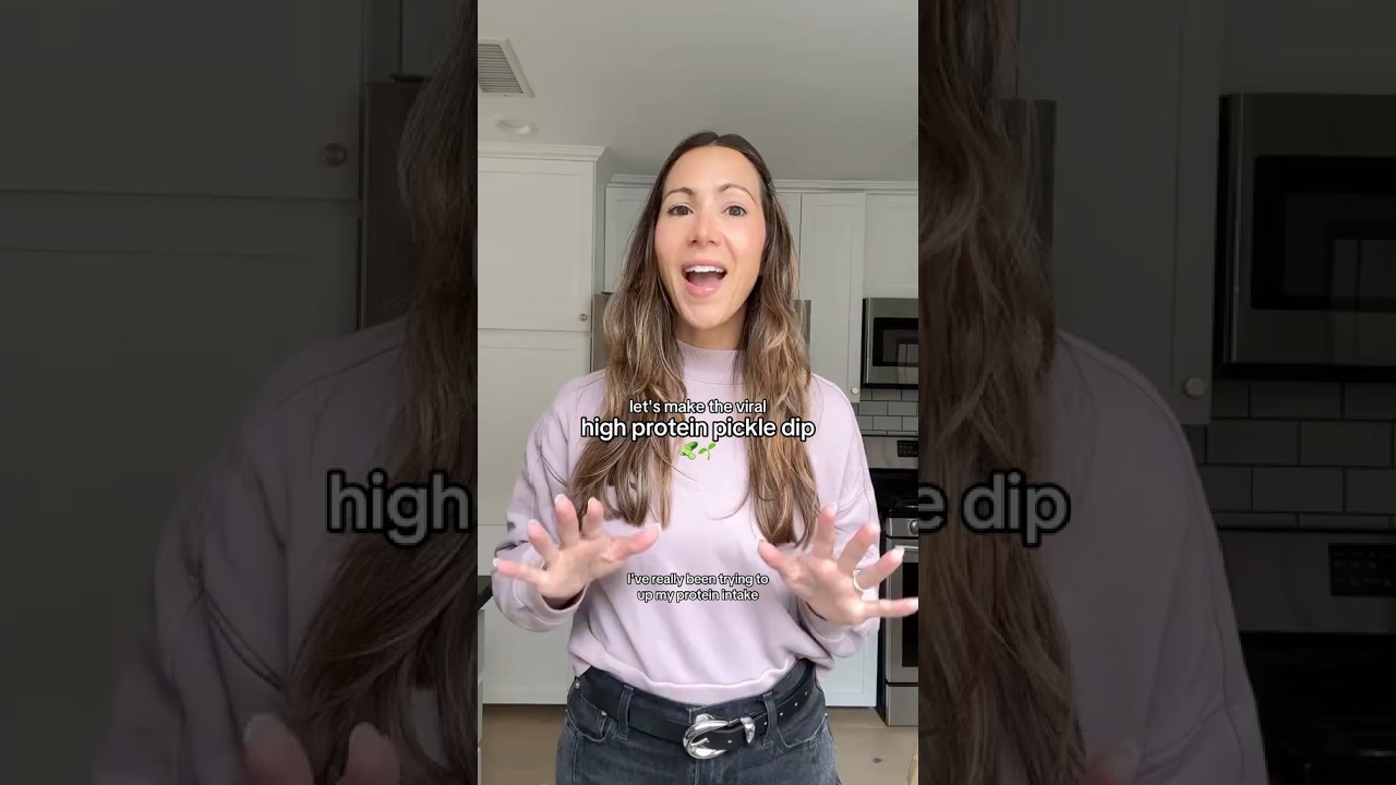 high protein fried pickle dip 🥒 🌱 