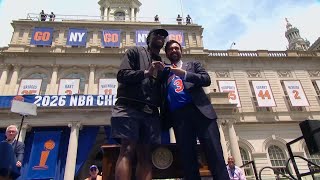 Knicks fans line the Manhattan streets to celebrate championship win