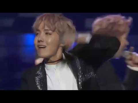 BTS - Save ME @ 2017 KCON MEXICO