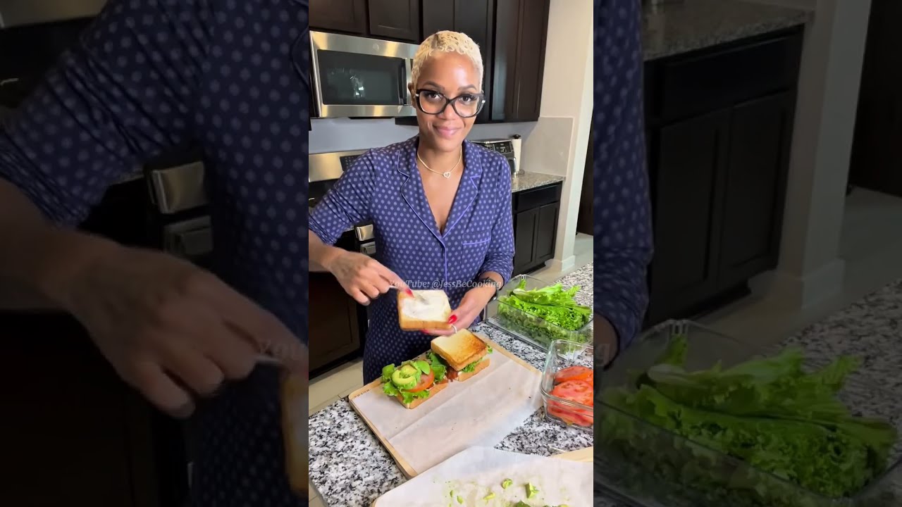 Breakfast BLT Sandwich