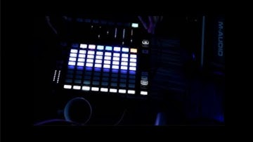 playing music with maschine jam in ableton live 10