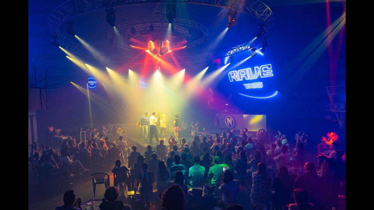 Gasometer Rave 1995 Rave 1995 : une pièce de théâtre immersive dans une boîte de nuit - YouTube