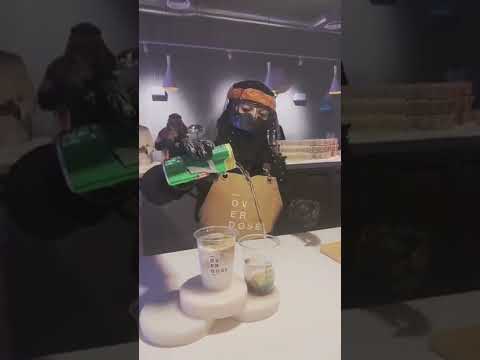 اجمل بنت سعوديه في يوم التاسيس النقاب عليها يجنن