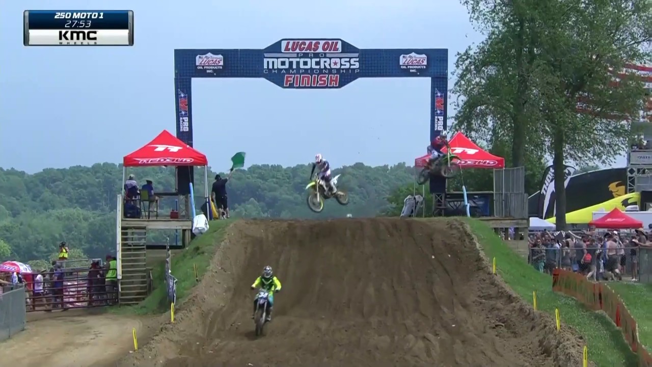 2019 RedBud National - 250 Moto 1 AC and Alex Martin battle