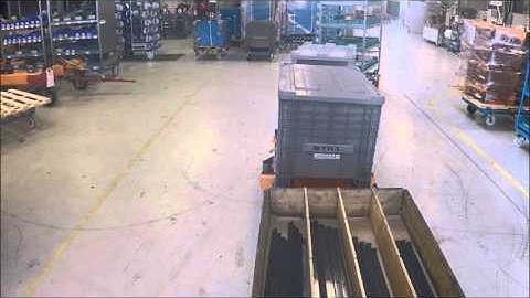 Still LiftRunner® B Frame for loading and unloading of Tugger trains from both sides