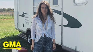 Country star Lainey Wilson shares what life was like when she lived in a camper
