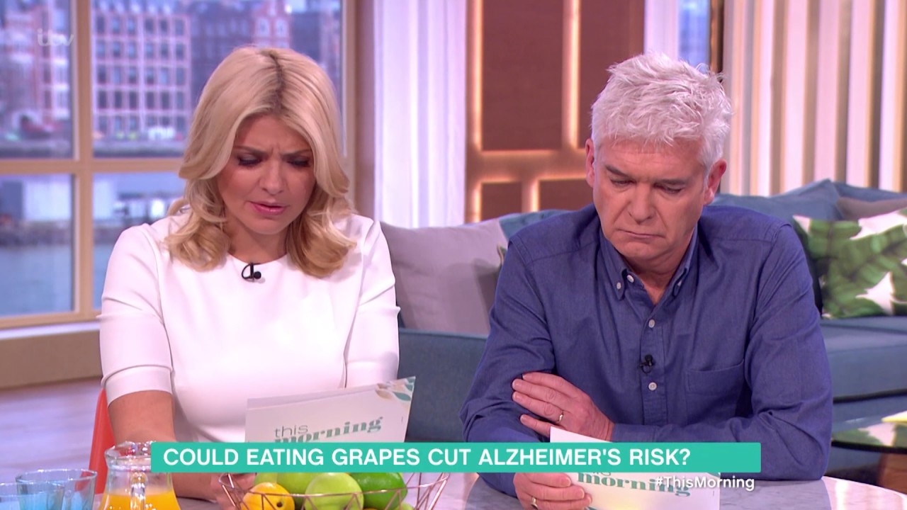 Could Eating Grapes Cut Alzheimer's Risk? | This Morning