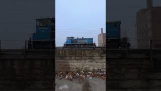 Metra SW1500 #9 Slides Past
