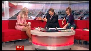 (HD) Marina and the Diamonds - Interview (BBC Breakfast 13/10/2011)