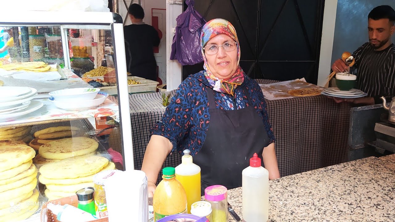 فطور معكرط متفكر فالماكلة حتى 5 العشية .مكاين غير تهلية عند لالة مليكة