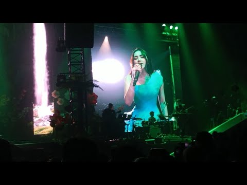Mahalini - Ingat-Ingat Lagi Live Performance