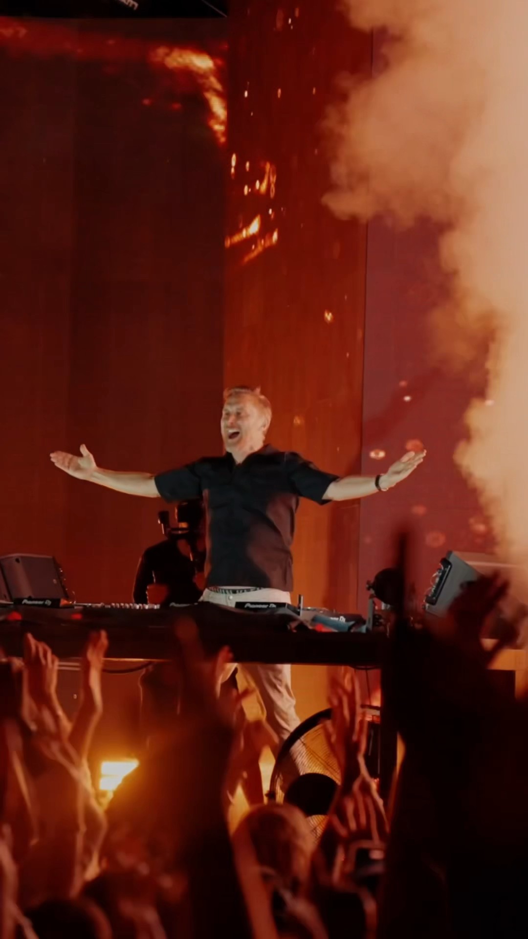 Can’t believe how crazy my F*** Me I’m Famous opening party was yesterday at @ushuaiaibiza ❤️‍?