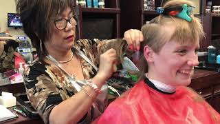 Download Lagu Shelby LV: She Goes From Lob to Pixie Cut in a Barber Shop (YT Original) MP3