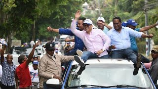 Precandidato a senador PRM Fredy Fernández realiza masiva caravana en Salcedo y Tenares