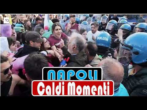 Video Corteo contro la proposta di legge sulla remigrazione, tensione a Capodichino.. legge remigrazione,