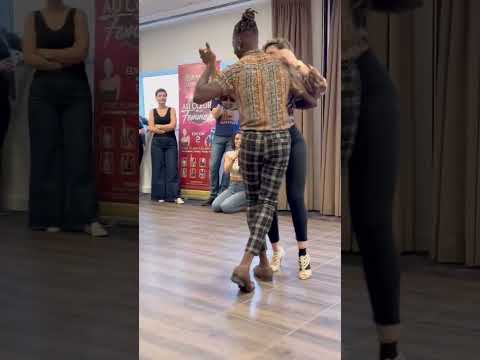 Dr Kizomba & Laura | Demo | FREE NEW YEAR SBK GALA in Brussels | 🇧🇪 [Repost]