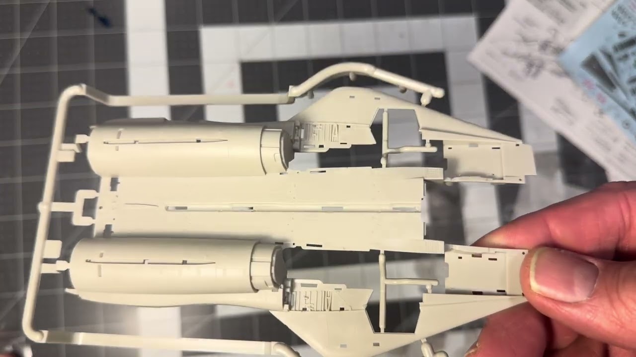 Tamiya 1/72 F-14D Tomcat Kit review 