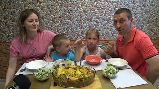 СЕМЕЙНЫЙ МУКБАНГ ГРЕЧКА С КУРИЦЕЙ | FAMILY MUKBANG BUCKWHEAT WITH CHICKEN #chicken #mukbang #мукбанг