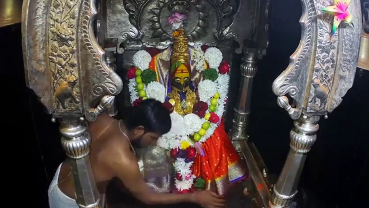 Full Navratri Aarti  Udo Bola Udo Amba Bai maulicha ho  Tulja Bhavani Live Darshan  Durga aarti