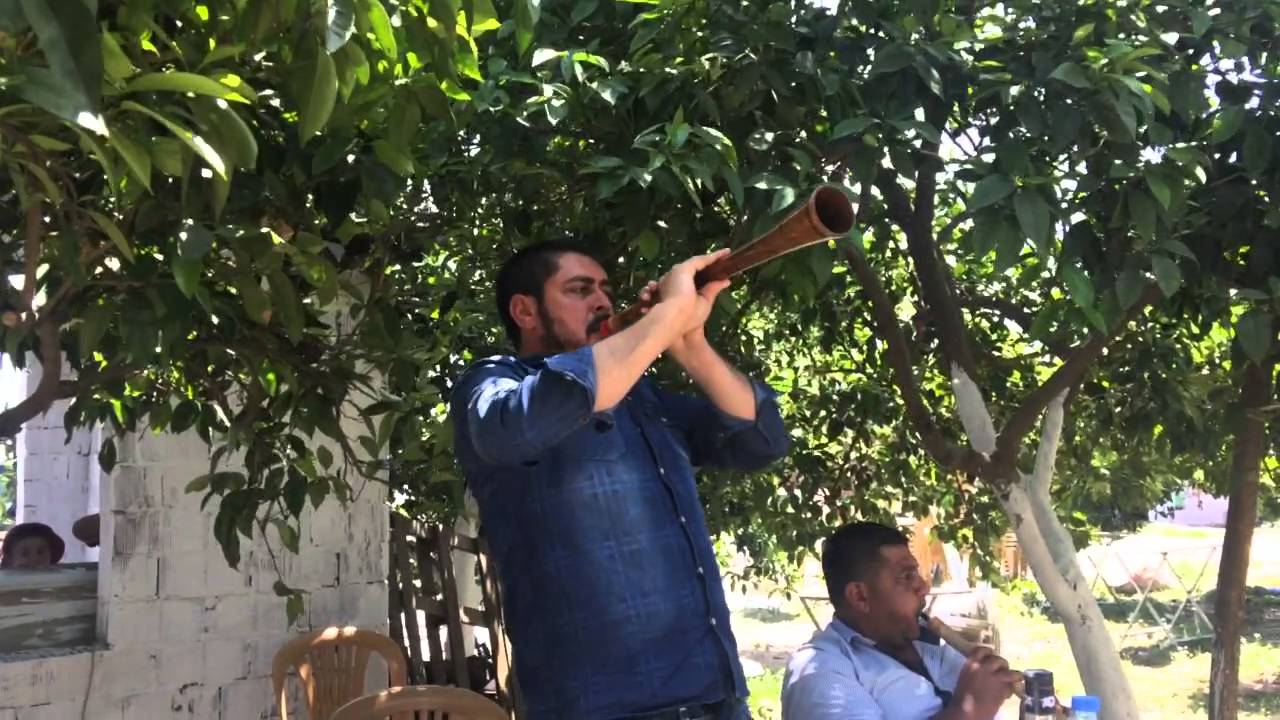 İki büyük niğmetim var Mustafa külahlı iki büyük niğmetim var