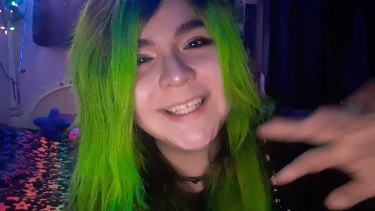 Saying hi to EACH one of my new Subscribers! / Saludando a cada uno de mis Nuevos Suscriptores!